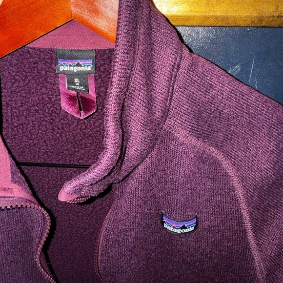Patagonia Zip Front Purple Better Sweater with Pockets Girls Size XL 14 Used - Picture 3 of 5